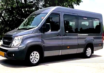 12 Seater Urbania Traveller